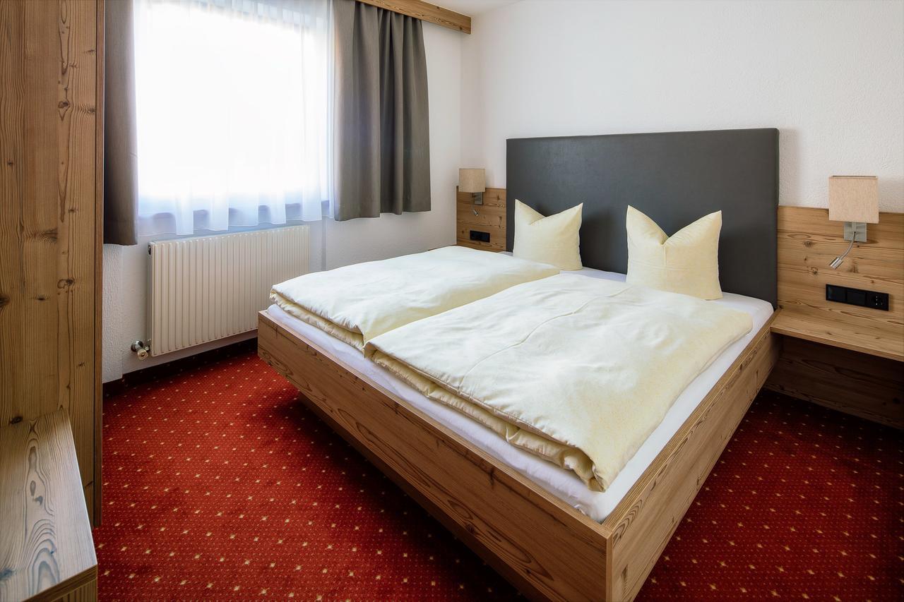Ferienwohnung Haus Kaschutnig Fiss Exterior foto