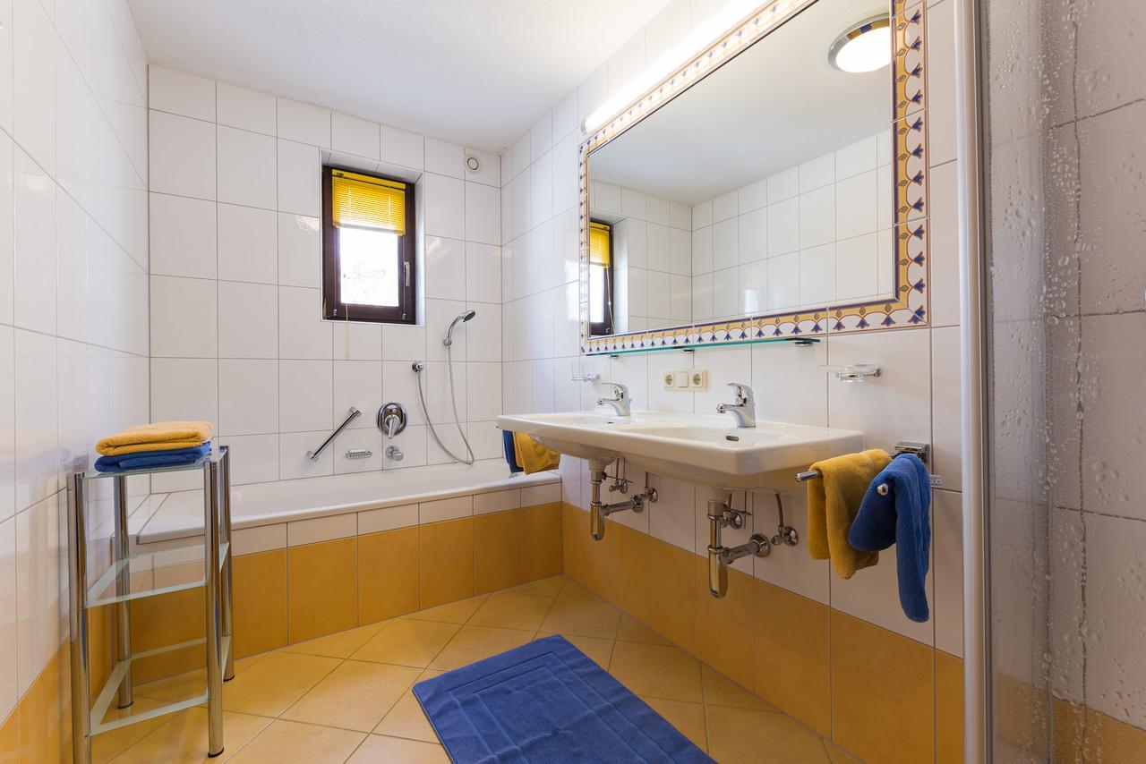 Ferienwohnung Haus Kaschutnig Fiss Exterior foto